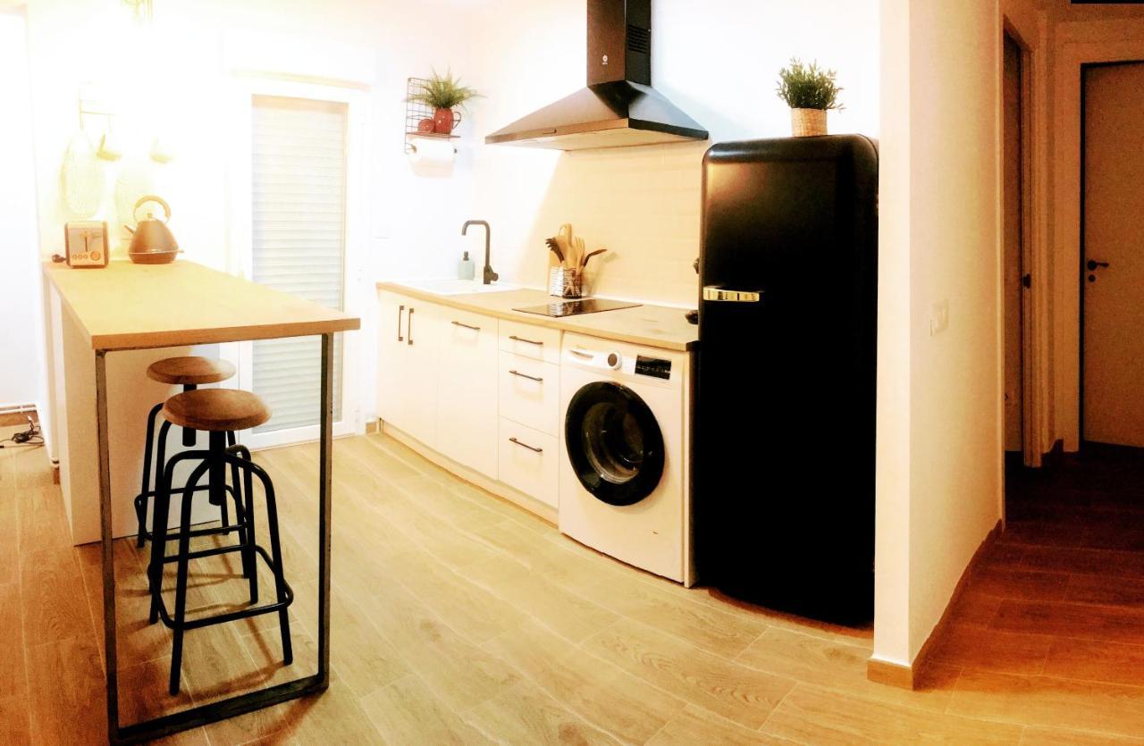 Apartamentos La Casa Del Maestro Alhama De Aragon Luaran gambar