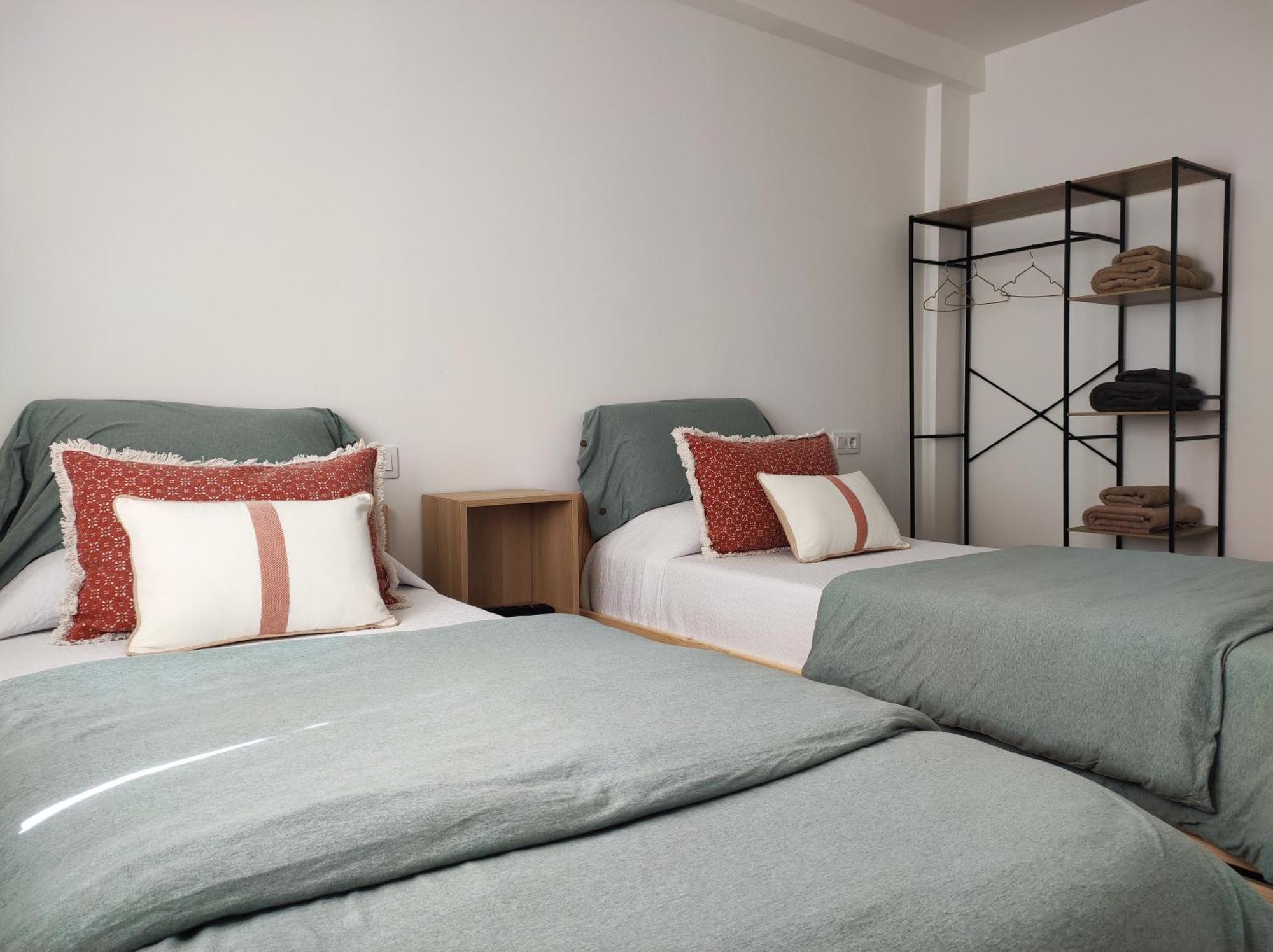 Apartamentos La Casa Del Maestro Alhama De Aragon Bilik gambar